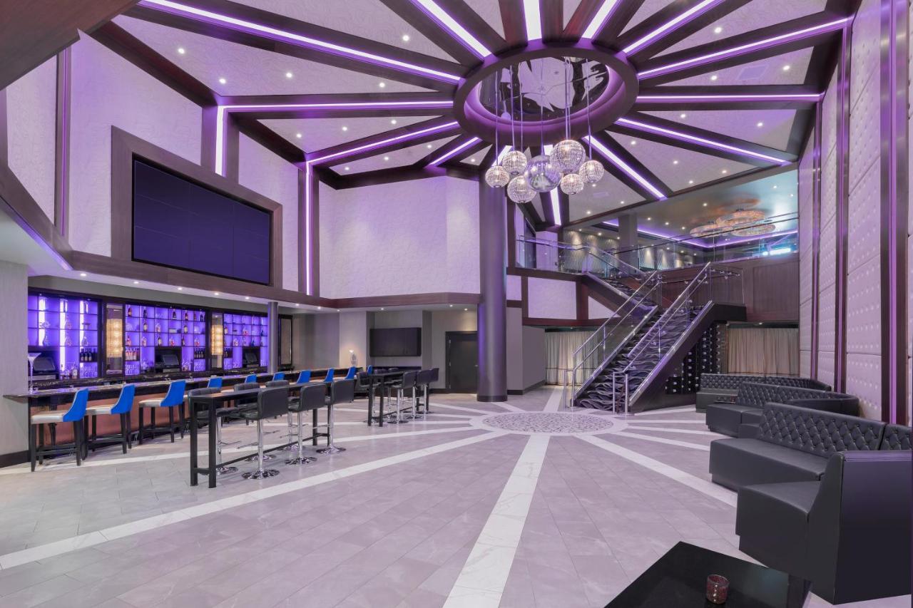 Wyndham Grand Fallsview Hotel Niagara Falls Exterior photo