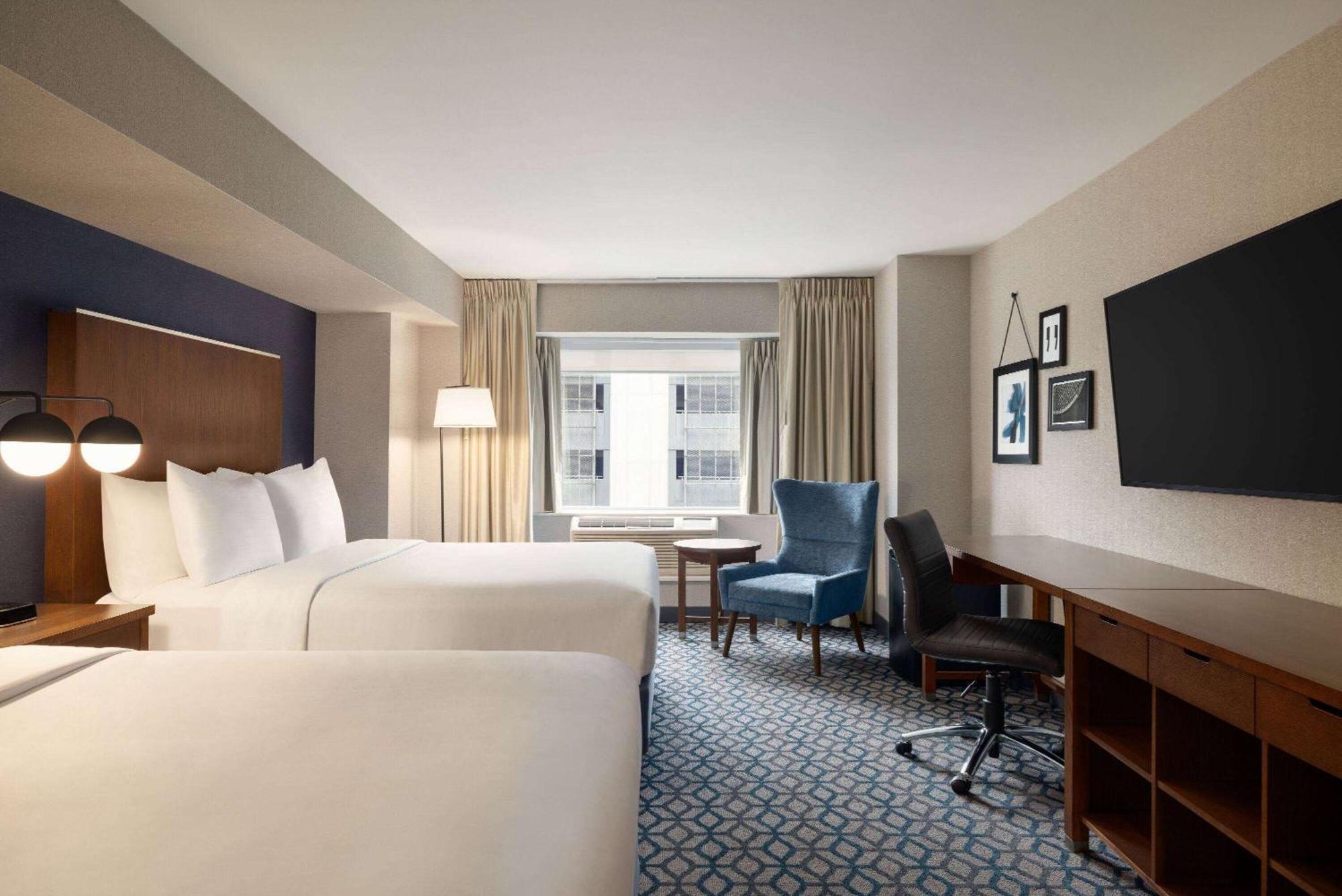 Wyndham Grand Fallsview Hotel Niagara Falls Exterior photo